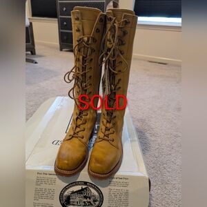 RARE!!!! Vintage NIB Frye Women's Banana Leather Lace-Up Boots